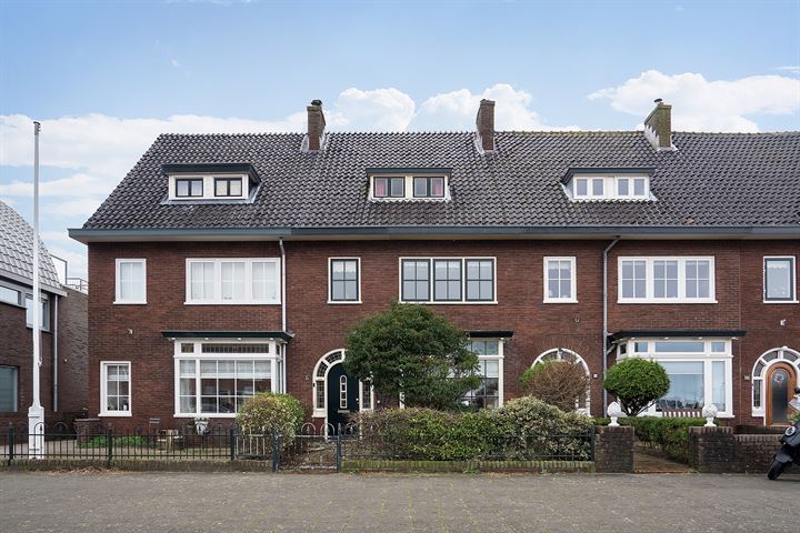 Linnaeusstraat 6 in IJmuiden