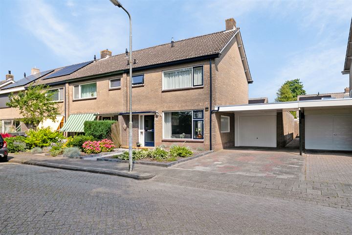 Linthorst Homanstraat 18 in Franeker