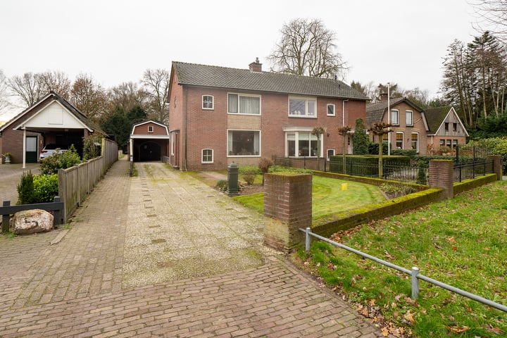 Linthorstlaan 7 in Vriezenveen