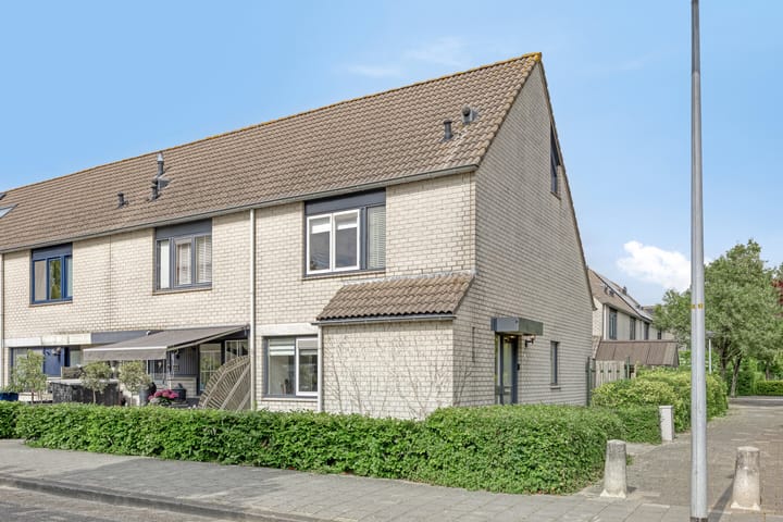 Photo of property Lisdoddepad 1, Almere