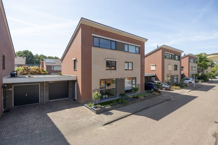 Litas 12 in Etten-Leur photo