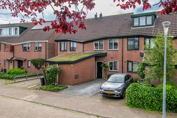 Lizzy Ansinghstraat 20 in Hoofddorp