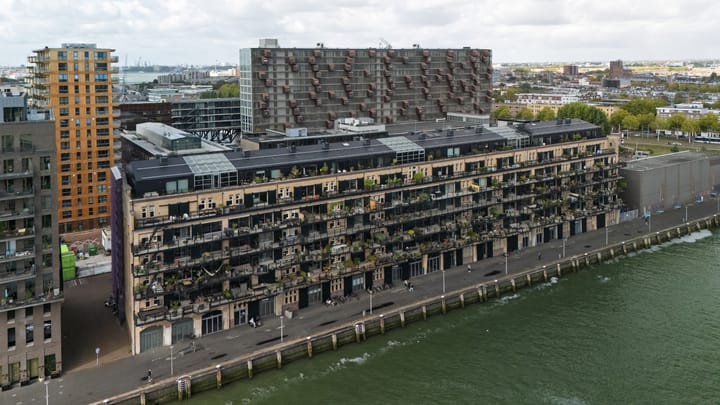 Lloydstraat 182 in Rotterdam