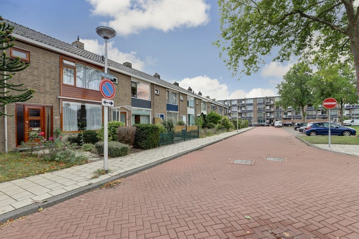 Foto van woning Lobeliaplein 31, Spijkenisse