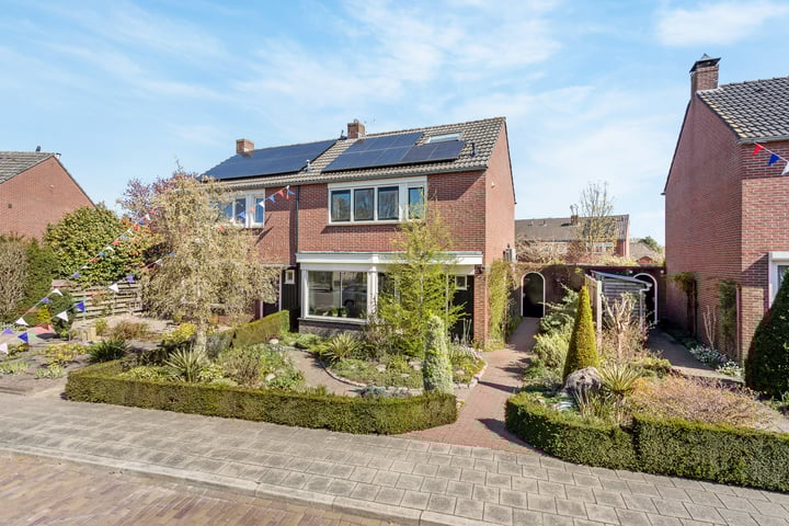Photo of property Lochtersweg 17, Nijverdal