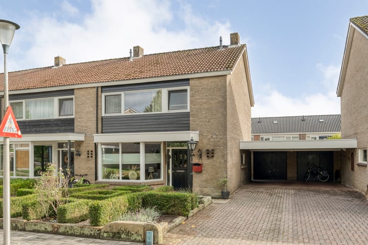 Lodewijkstraat 24 in Tubbergen Foto