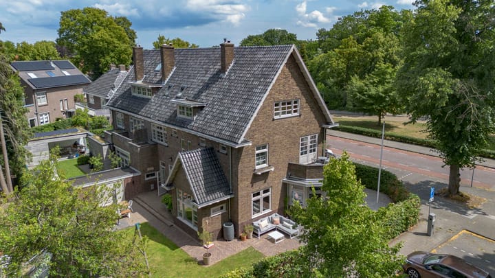 Loeffplein 2 in Vught foto