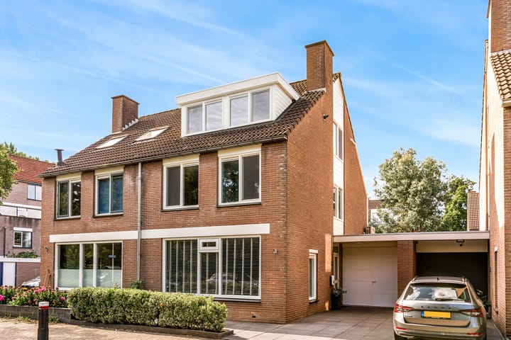 Loenhorst 23 in Alphen aan den Rijn