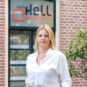 Foto van Loes van Berkum, Hypotheekadviseur bij Van Hell Makelaars