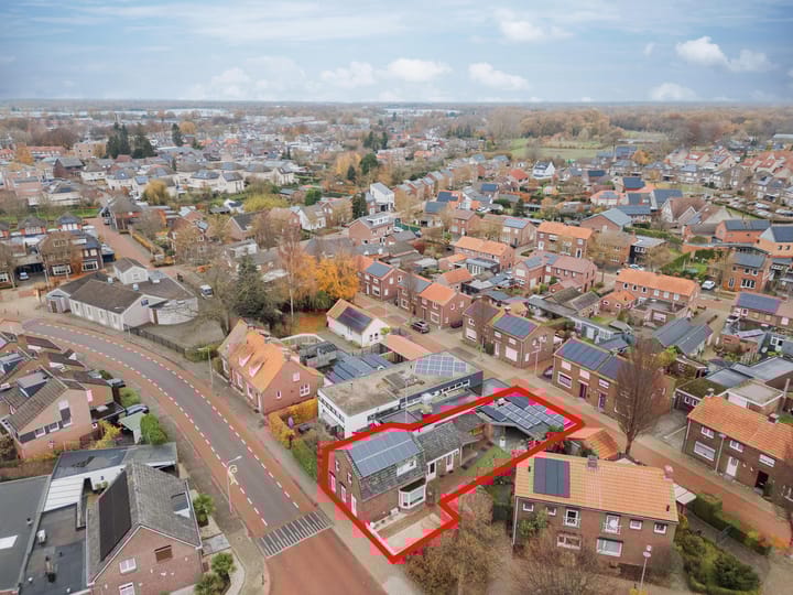 Loevestraat 54 in Horst Foto