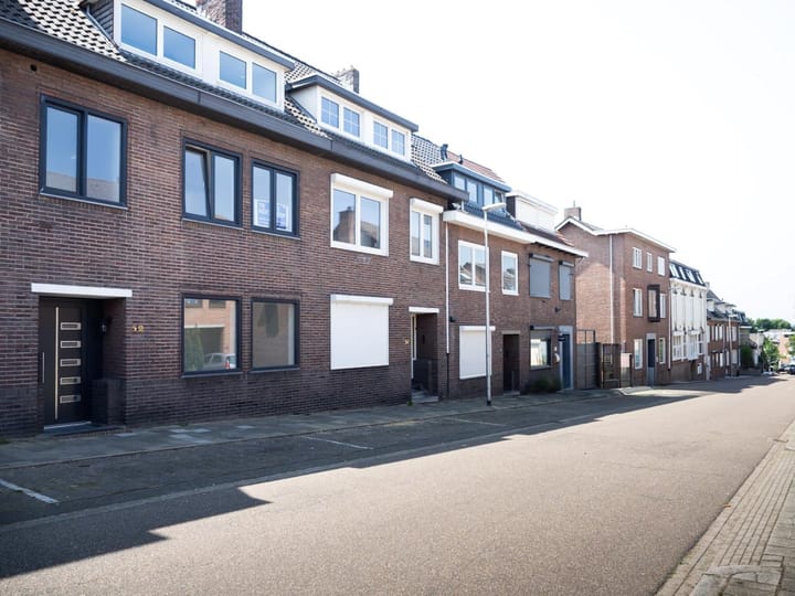 Lokerstraat 52 in Heerlen