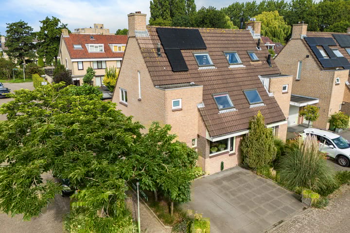 Lokhorst 11 in Alphen aan den Rijn