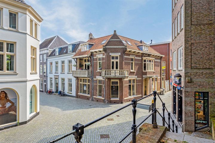 Lombardenstraat 16 in Bergen op Zoom