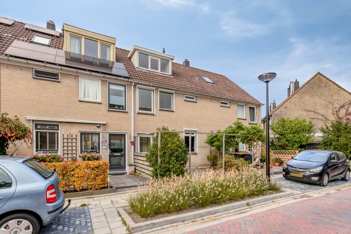 Loodwitmolen 119 in Heerhugowaard