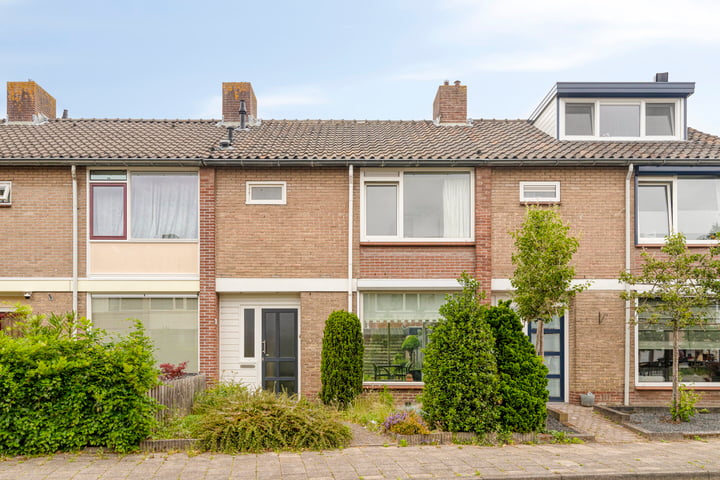 Loofhout 12 in Etten-Leur foto