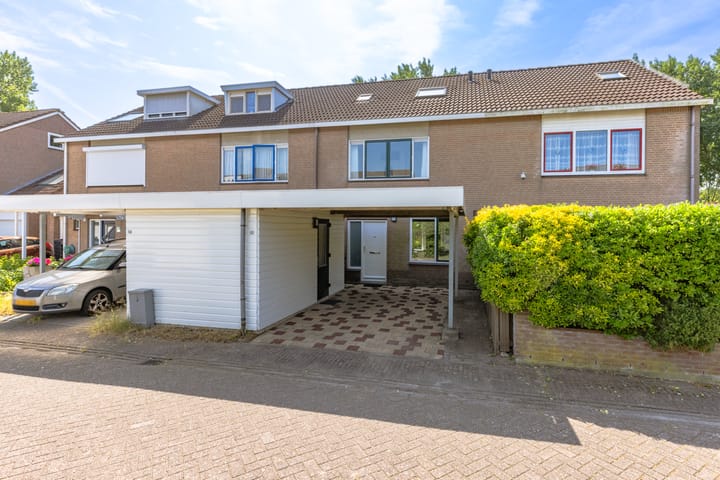 Loogkruidstraat 12 in Almere