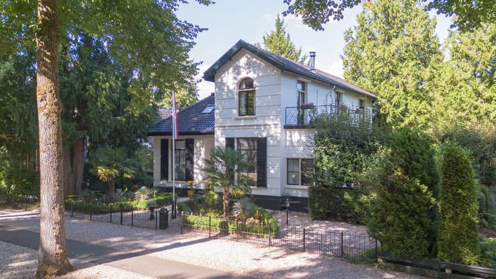 Loolaan 38 in Apeldoorn