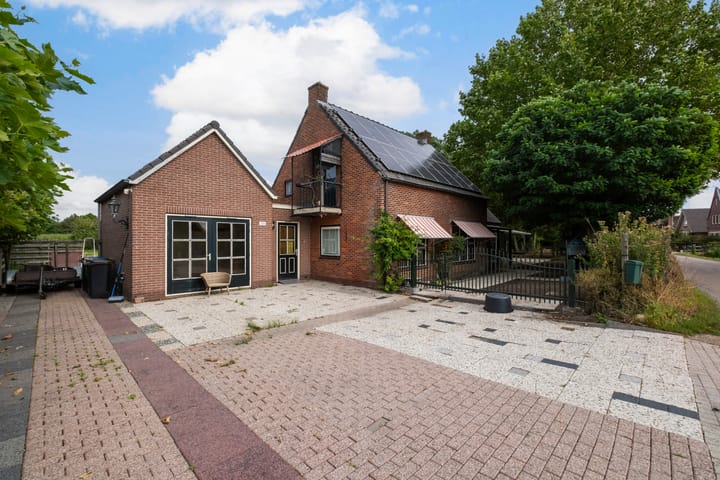 Lopikerweg oost 139 in Lopikerkapel