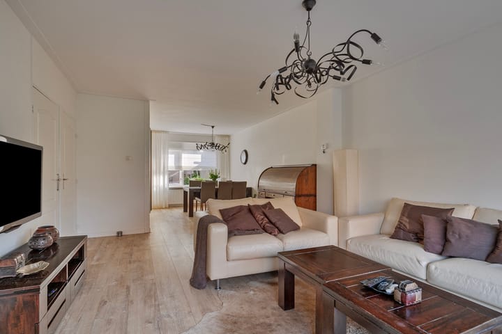 Photo de la maison Lortzingstraat 1, Waalwijk