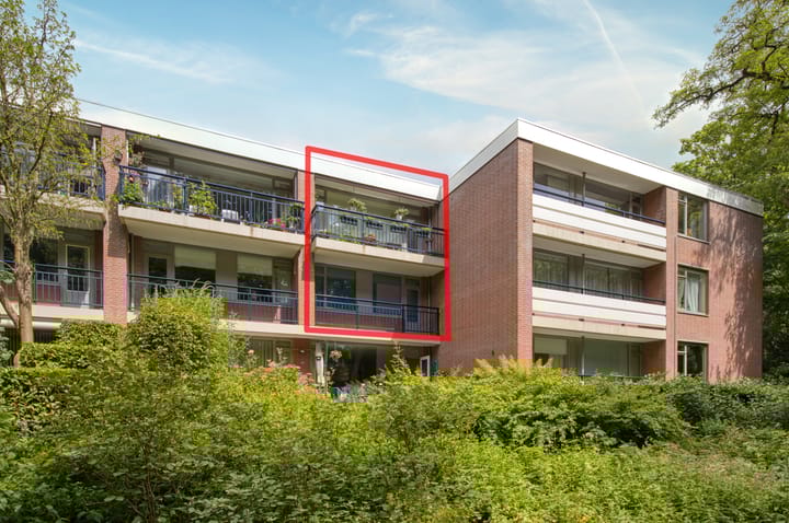 Photo of property Loseweg 141, Apeldoorn