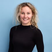 Foto van Lotte Straal, Marketingmedewerker bij Makelaardij De Jong B.V.