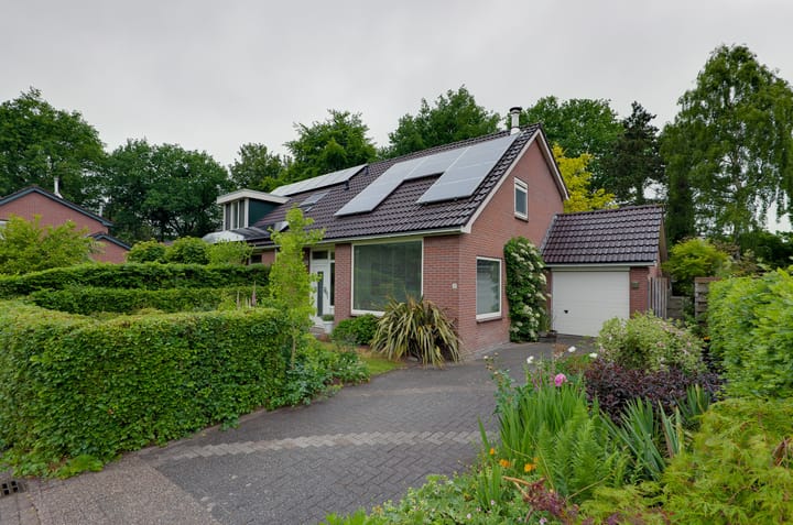 Lottinge 78 in Vries