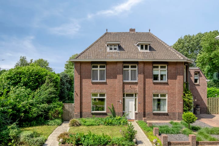 Louis Regoutstraat 83 in Weert