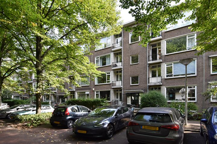 Louise Henriëttestraat 66 in 's-Gravenhage