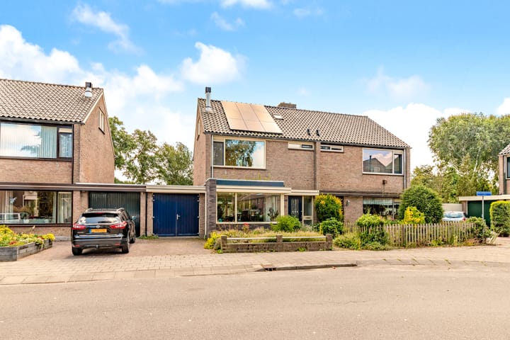 Lourens Bogtmanstraat 25 in Oudkarspel