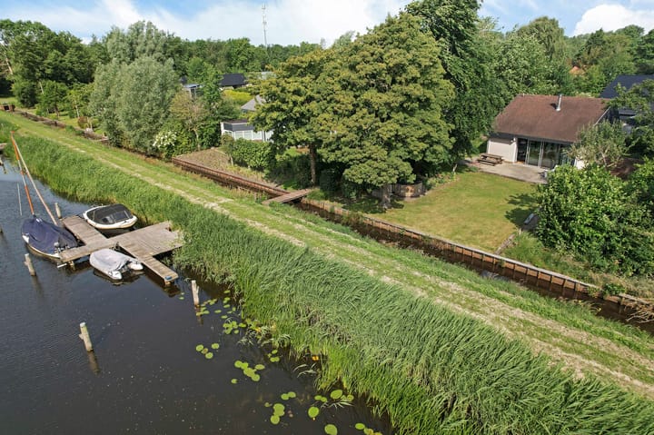 Louwer om'e tún 17 in Terherne
