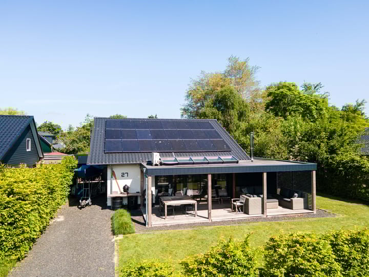 Louwer om'e tún 27 in Terherne