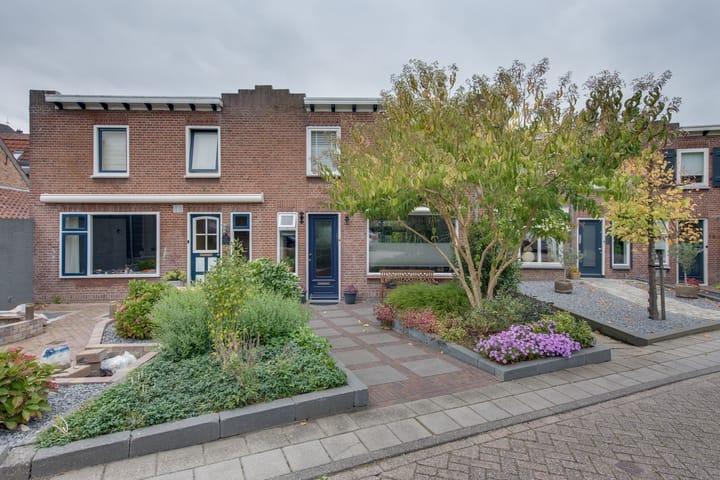 Lozestoep 15 in Werkendam