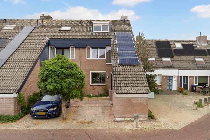 Luchtenburg 134 in Dordrecht