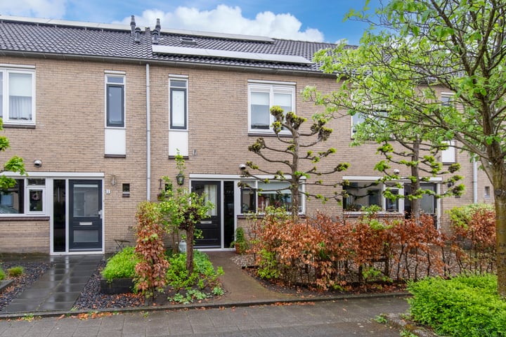 Lucretia van Merkenlaan 7 in Veenendaal