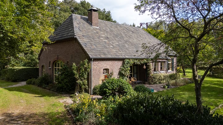 Lugtenakkerstraat 5 in Azewijn