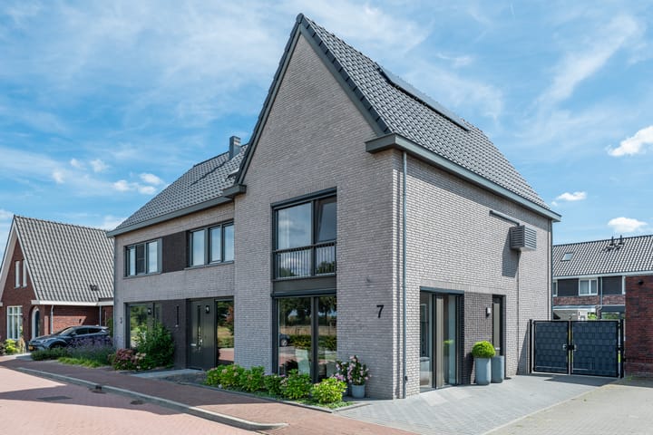 Luikens 7 in Esbeek