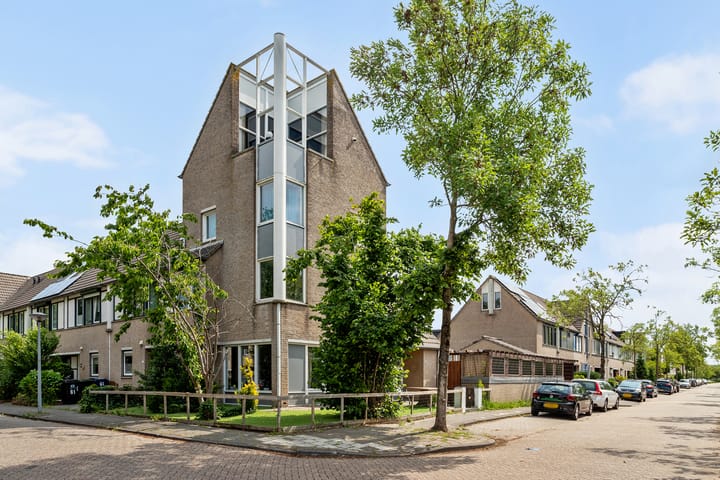 Luitstraat 48 in Almere