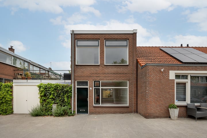 Lusthoflaan 45 in Leiden
