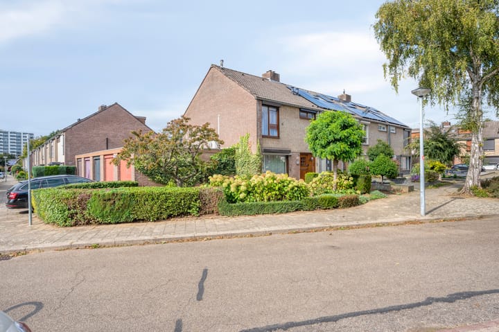 Lutetiahof 24 in Maastricht