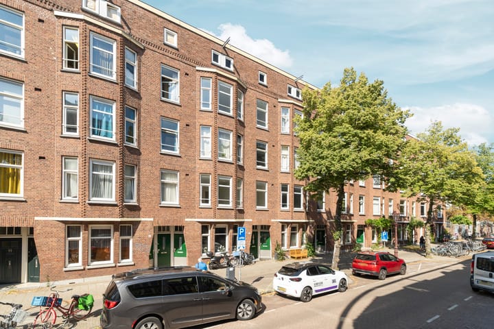 Lutmastraat 67-3 in Amsterdam photo