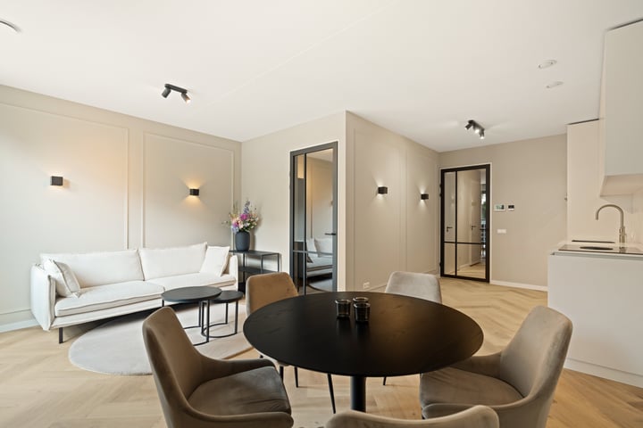 Lutonhof 333 in Amsterdam