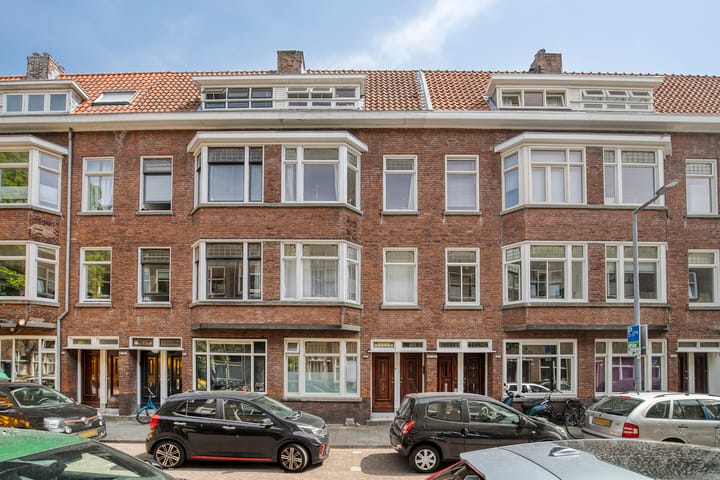 Luzacstraat 10A in Rotterdam foto