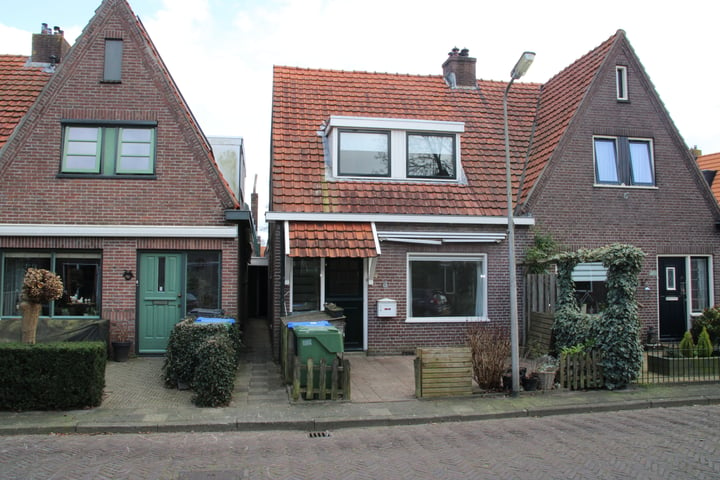 M A de Ruyterstraat 4 in Meppel