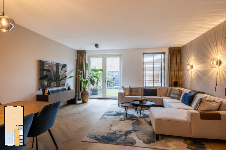 Photo of property M C M de Grootstraat 13, Schiedam