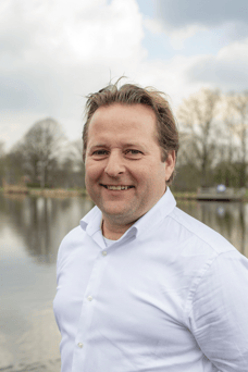 Foto van M.E. Peters