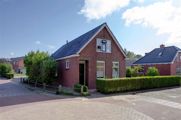 M.H. Trompstraat 38 in Roodeschool