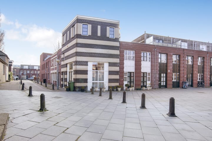 M.J. Granpré Molièreplein 5 in Amsterdam foto