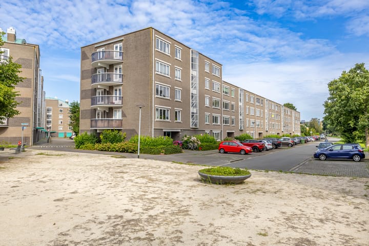 M.K. Gandhiplein 122 in Groningen