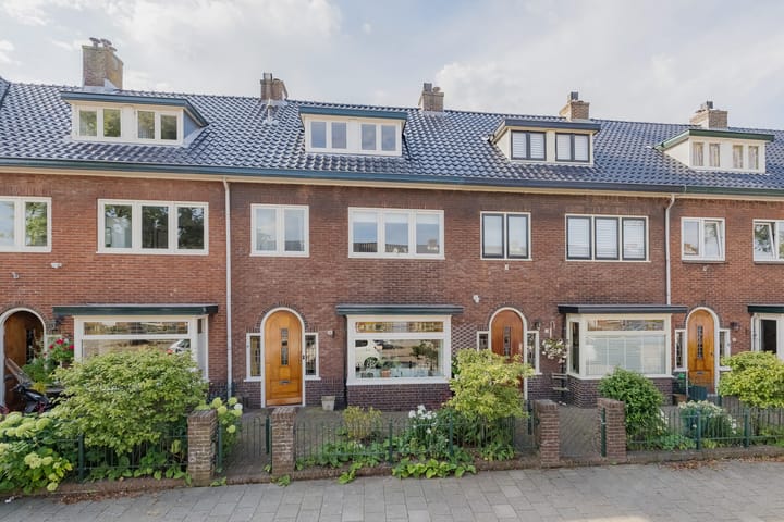 M.K. Hofstedestraat 18 in IJmuiden