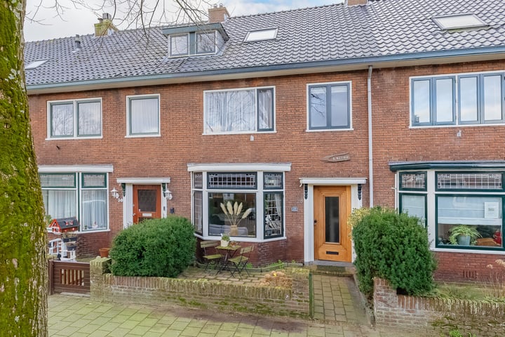 M.K. Hofstedestraat 28 in IJmuiden